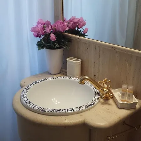 Πανσιόν Made In Luxury